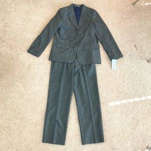 NWT Cat & Jack gray suit jacket and matching pants, size boys 14.